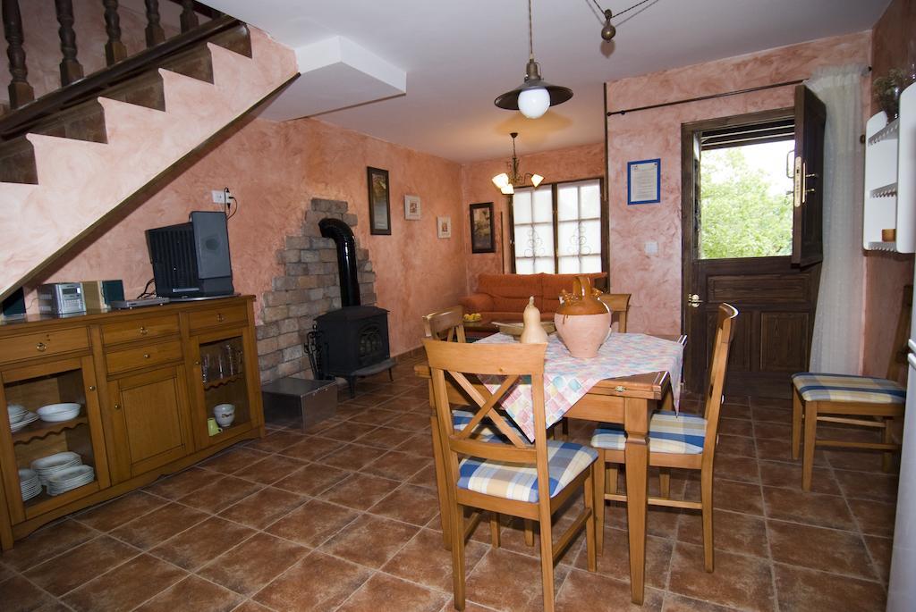 Casa Les Pedroses Apartamento Campiellos Quarto foto